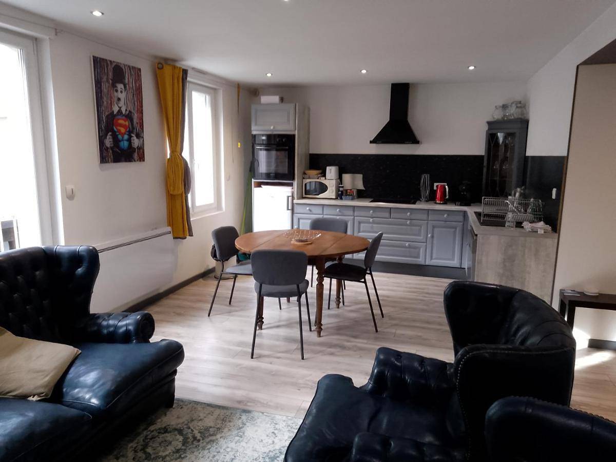 Appartement entier, Un Appartement tout à vous in Carhaix-Plouguer, Région de Châteaulin