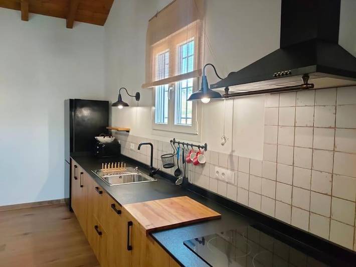 Location de vacances pour 7 personnes, avec bassin pour enfant et jardin ainsi que vue et piscine, animaux acceptés à Prado del Rey - 3