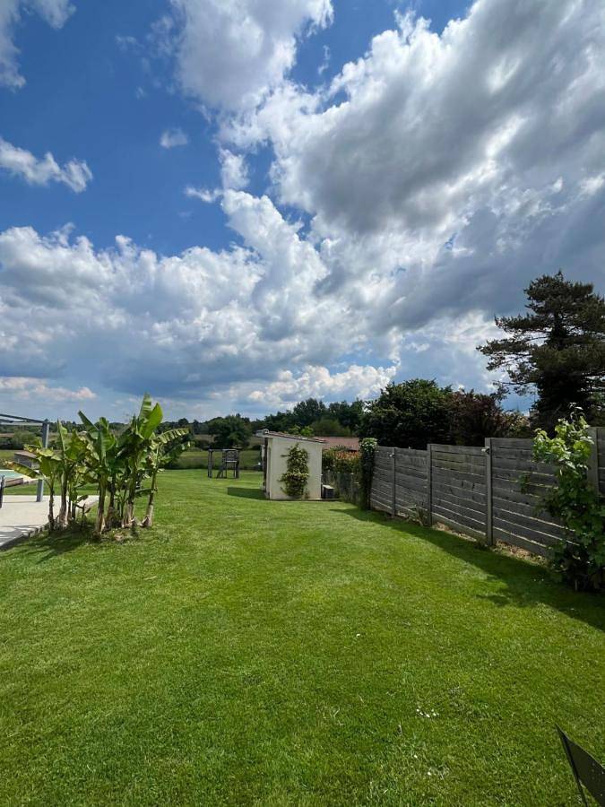 Gîte pour 2 personnes, avec jardin et vue à Montpon-Ménestérol - 3