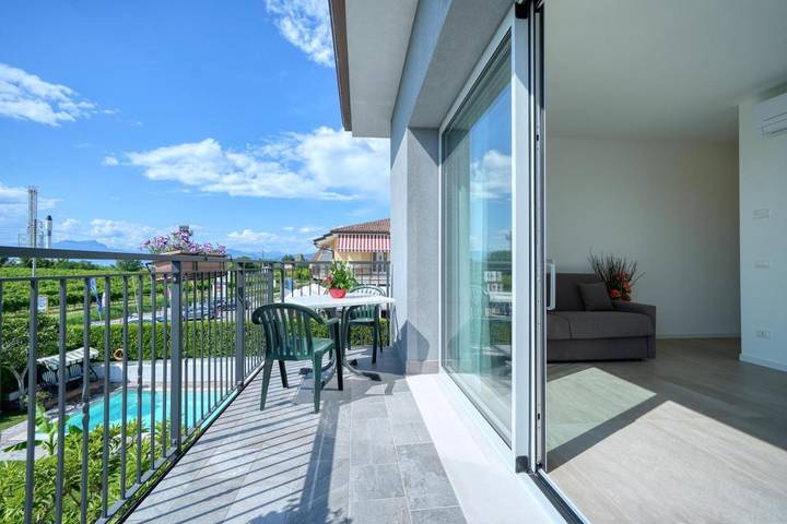 Vakantiewoning voor 4 personen, met tuin en zwembad in Lazise