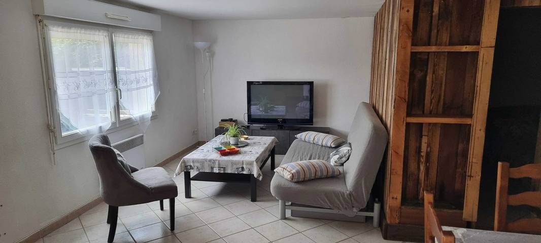 Ferienwohnung für 4 Personen, mit Seeblick und Terrasse in Franche-Comté - 2