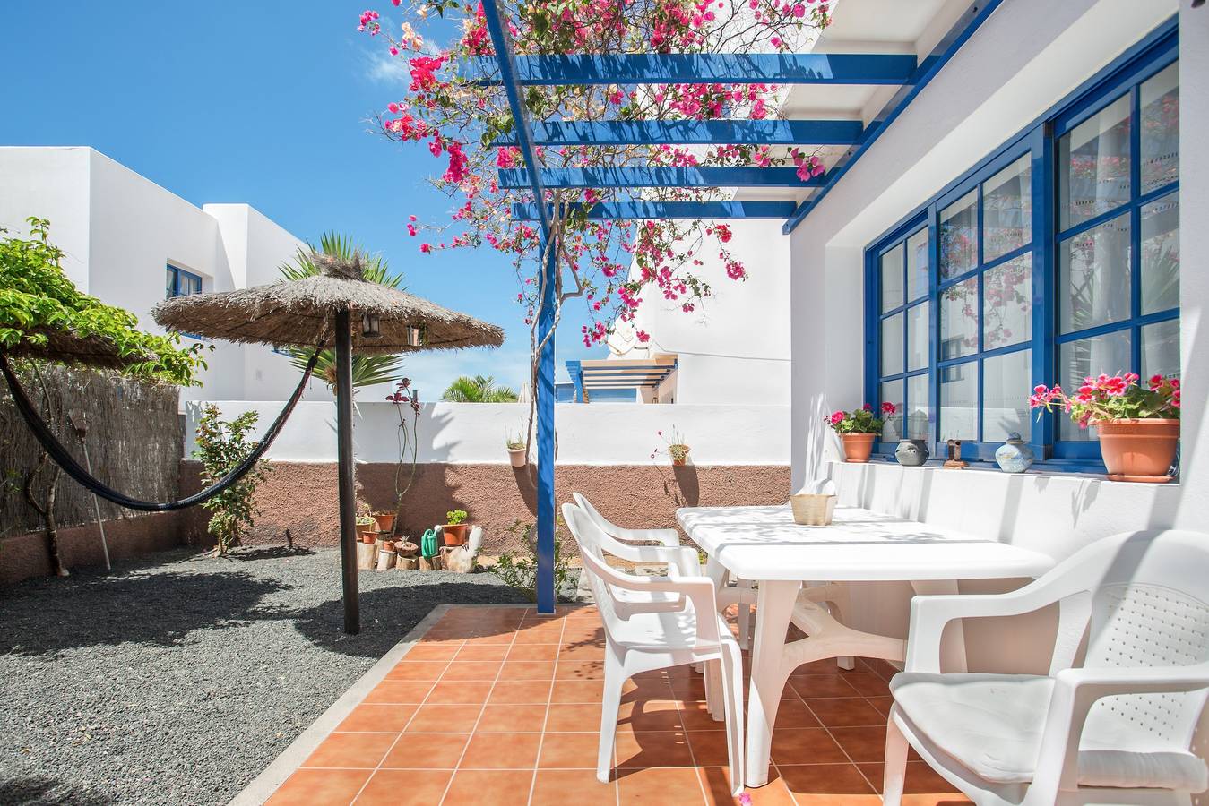 Vacation Home 'Rosa' with Private Terrace, Private Garden and Wi-Fi in Playa Blanca, Yaiza