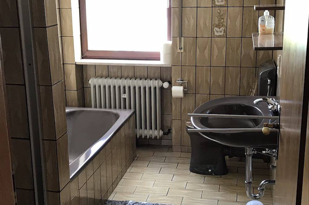 Ganze Wohnung, 130 qm große Ferienwohnung am Nationalpark Hunsrück-Hochwald in Morbach, Bernkastel-Kues & Umgebung