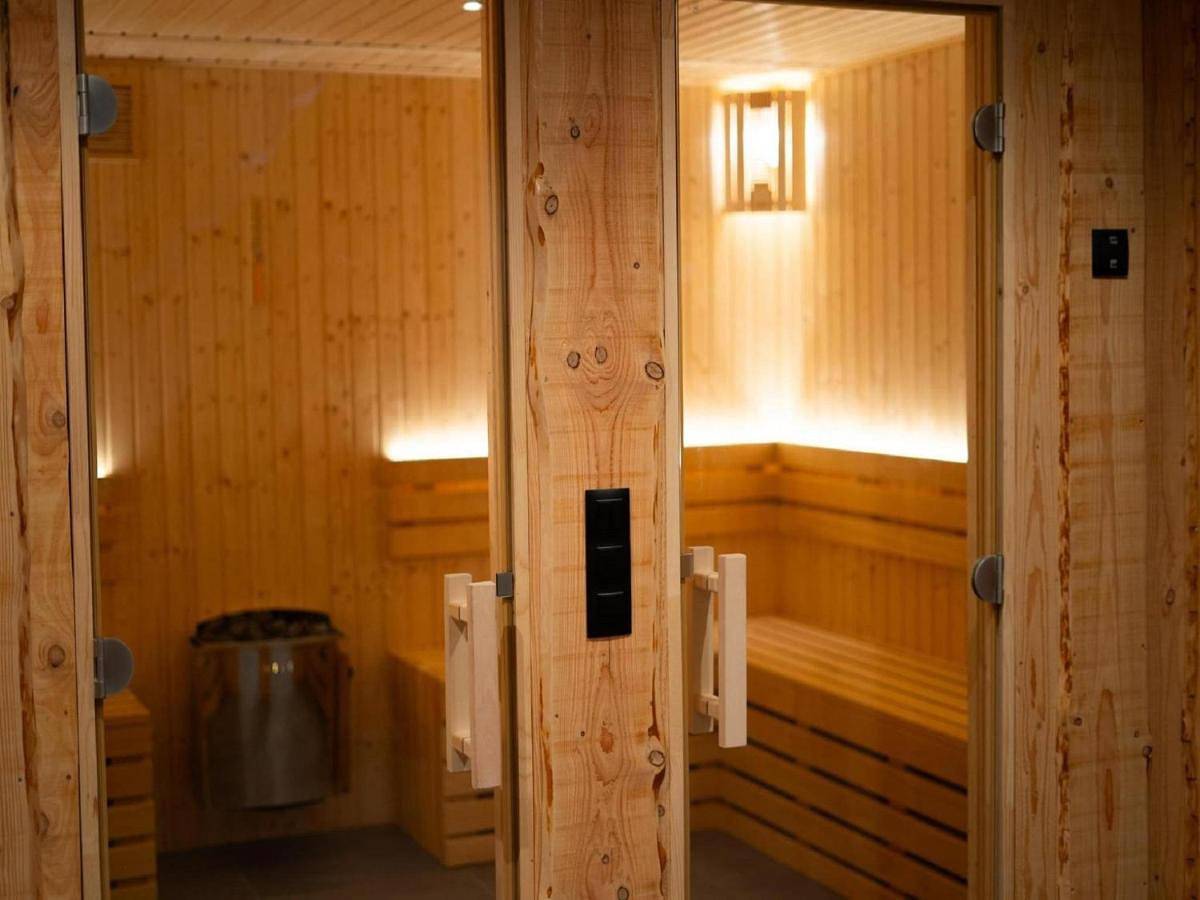 Wellness Home w Hot Tub, cleaning included in Veluwe