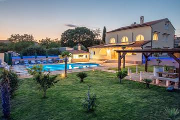 Vacation Rental for 2 Guests in Labinci, Istria, Picture 1