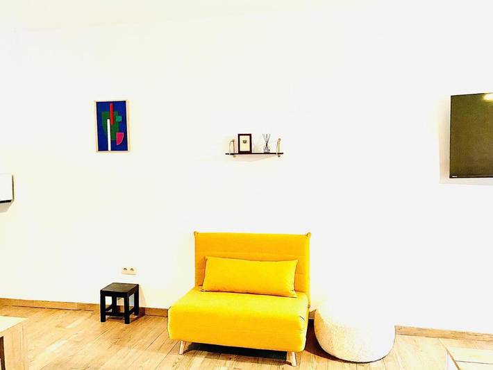 Location de vacances pour 6 personnes, avec Balcon et Terrasse ainsi que Jardin et Vue dans Montignies Sur Sambre - 3