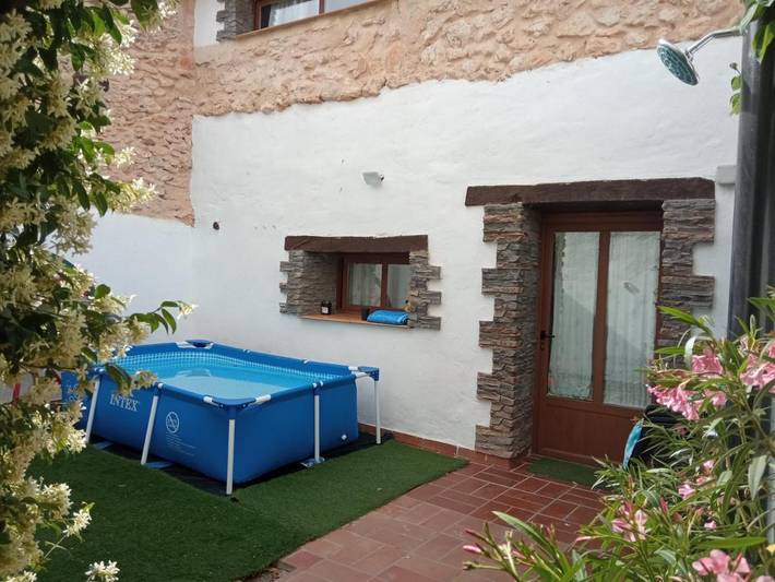 Casa rural para 13 personas, con jacuzzi además de piscina y jardín en La Manchuela - 4