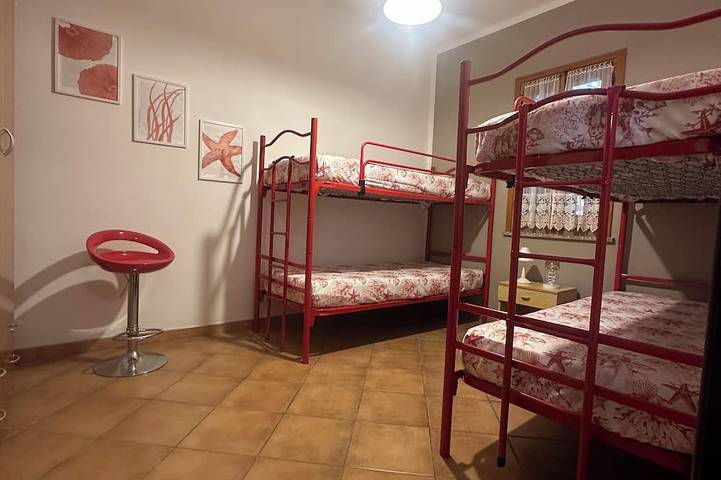 Villa pour 8 personnes, avec jardin, animaux acceptés à Solanas - 4