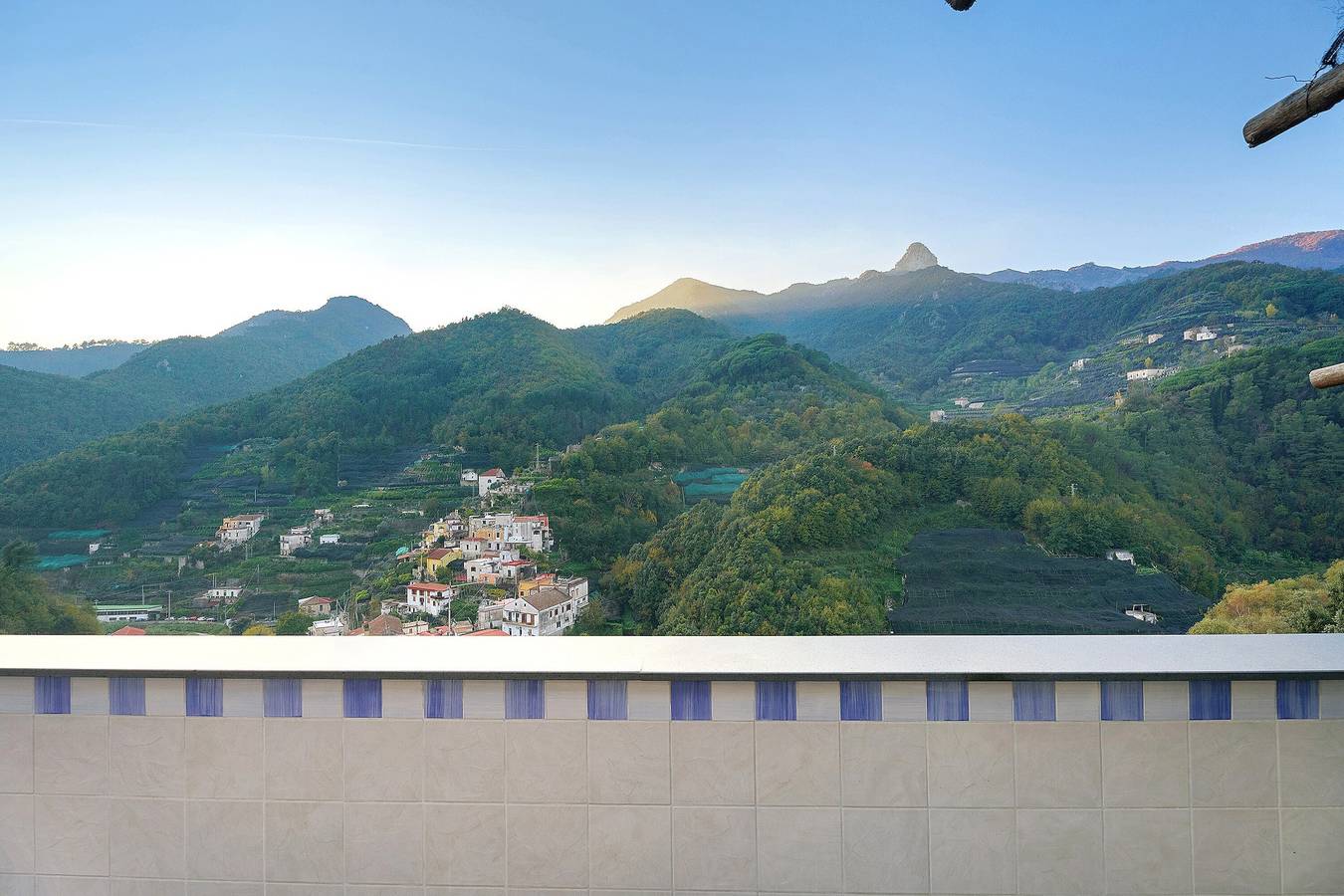 Vincanto Maiori Amalfi Coast Vacation Home with Mountain View, Wi-Fi & Air Conditioning in Maiori, Amalfi Coast