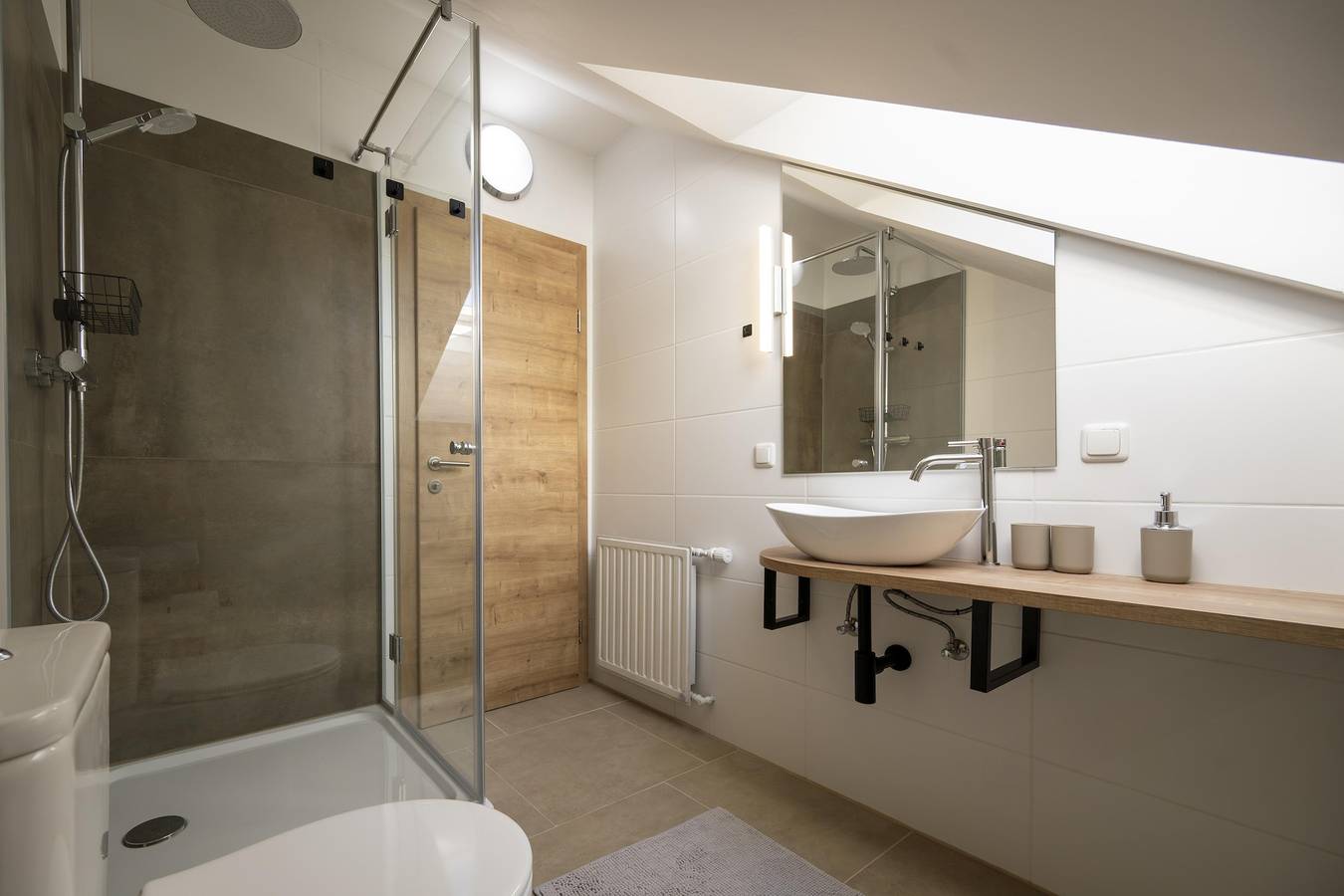 Ganze Ferienwohnung, Wald-Wohnung (ab 3 Nächte) in Steirerland