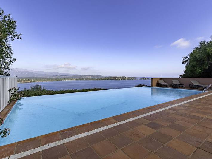 Apartamento para 7 personas, con jardín y terraza en Porto Vecchio