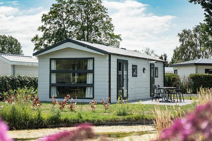 Ferienhaus für 4 Personen, mit Balkon/Terrasse und Terrasse sowie Garten und Sauna in Dordrecht