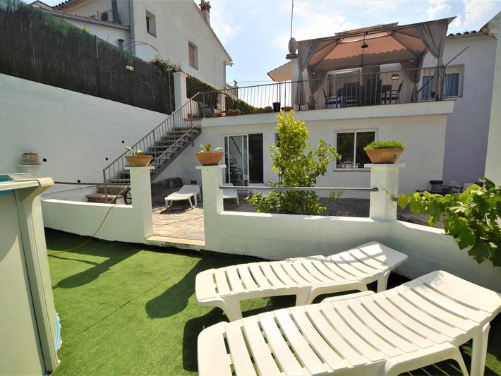 Gîte pour 6 personnes, avec piscine et balcon à Vidreres - 4