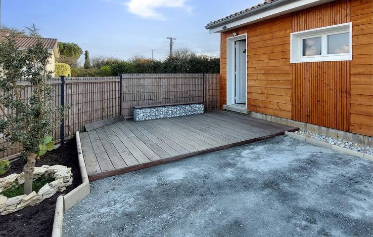 Apartamento vacacional entero, Acogedor apartamento cerca del centro de Arveyres y del río La Souloire in Vayres, Región de Libourne