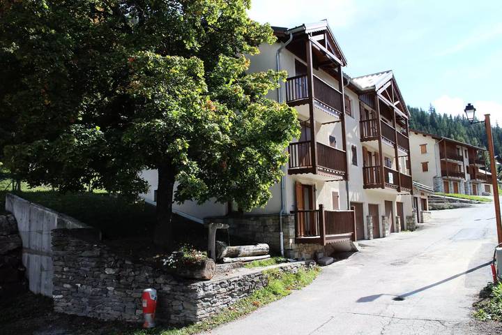 Gîte pour 8 personnes, avec balcon dans Valfréjus - 3