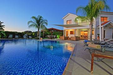 Villa for 8 People in South Cyprus, Photo 3