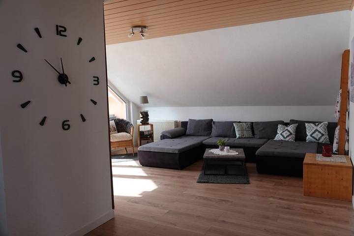 Ferienwohnung für 5 Personen, mit Balkon und Terrasse sowie Garten und Ausblick in Nonnweiler