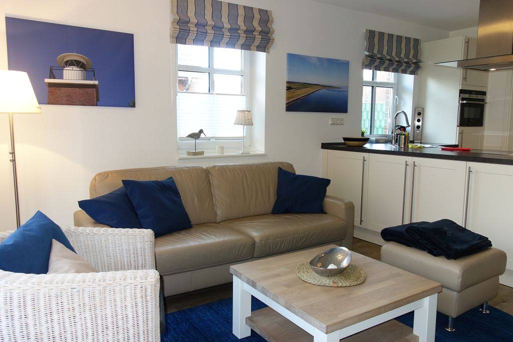 Ganze Wohnung, Liebevoll eingerichtete Ferienwohnung im Eg mit Terrasse und Gartenanteil in Wyk auf Föhr (Stadt), Wyk auf Föhr