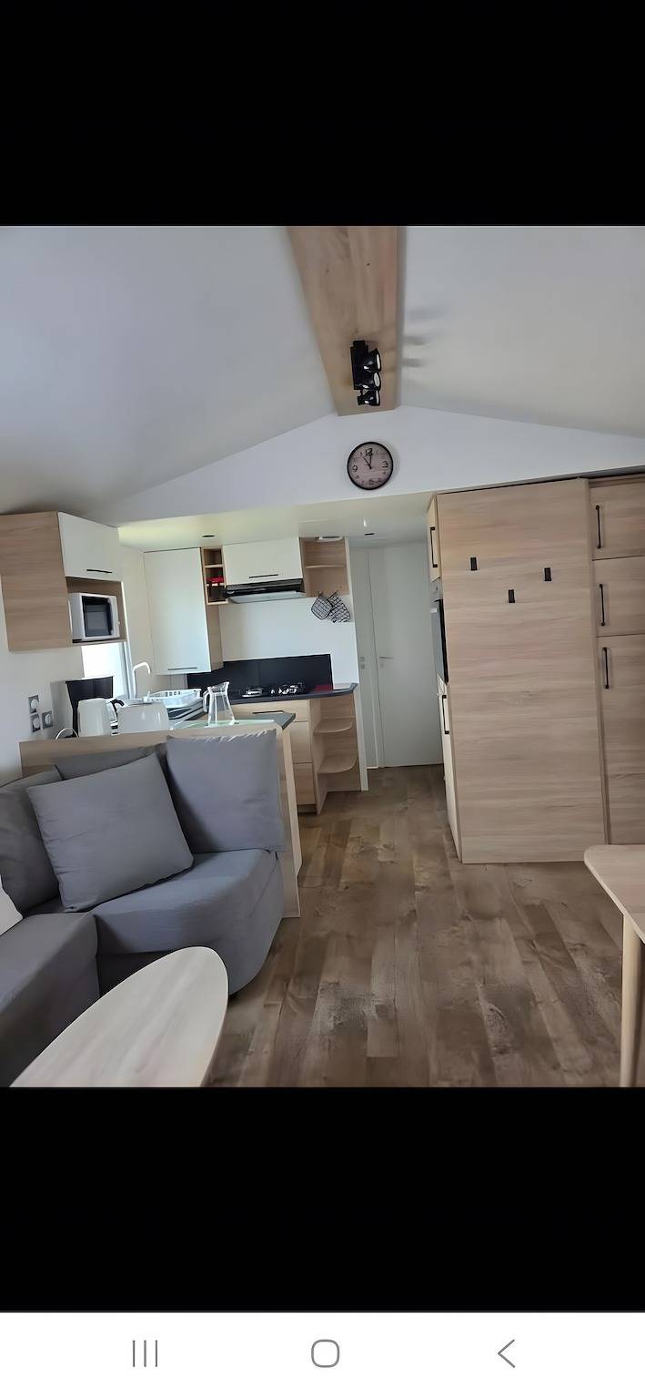 Maison de vacances pour 8 personnes, avec bassin pour enfant et vue sur le lac, animaux acceptés à Canet-en-Roussillon