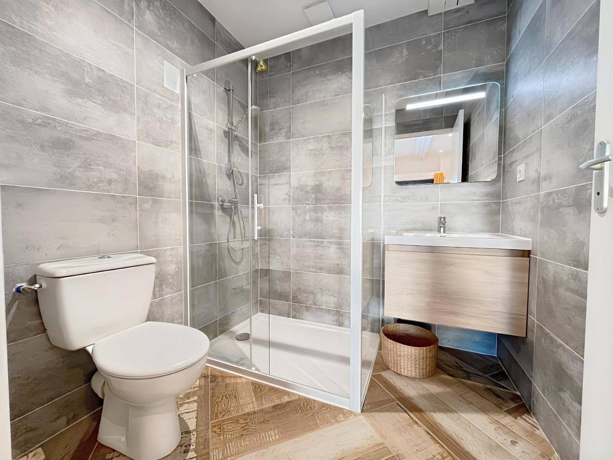 One-Bedroom House in Ranville, Région de Caen