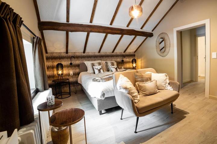 Location de vacances pour 4 personnes, avec jardin ainsi que vue et terrasse à Paliseul - 4