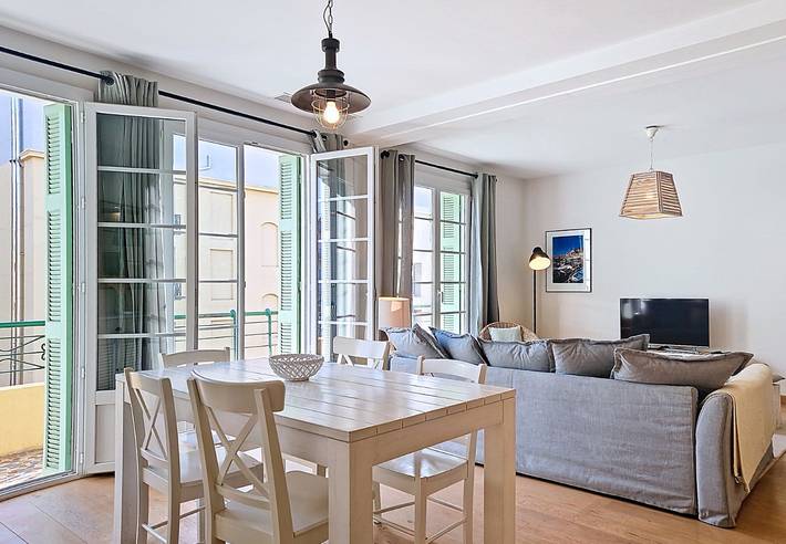 Gîte pour 4 personnes, avec balcon dans Place Massena - 3