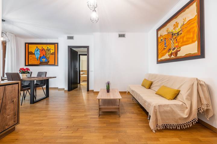 Apartamento para 4 personas, con Balcón y Jardín en Cagliari