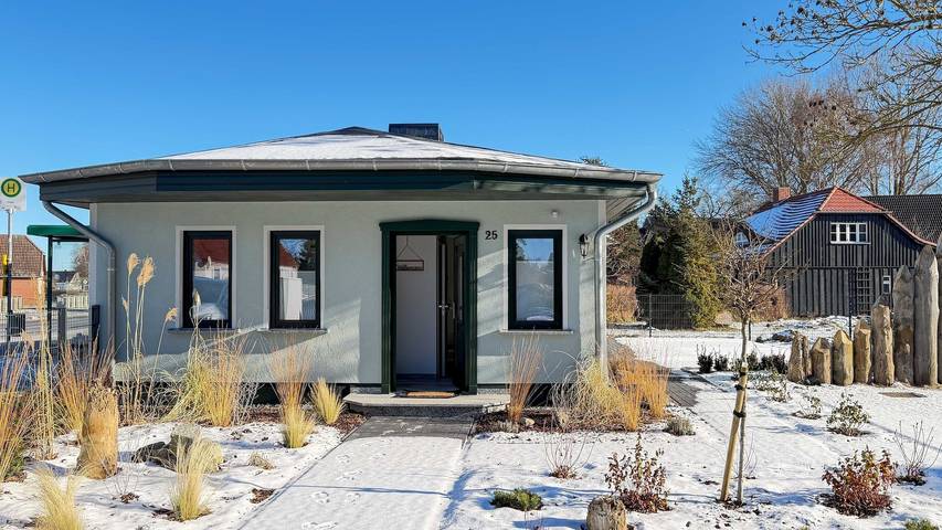 Ferienhaus für 4 Personen, mit Terrasse und Garten in Pruchten