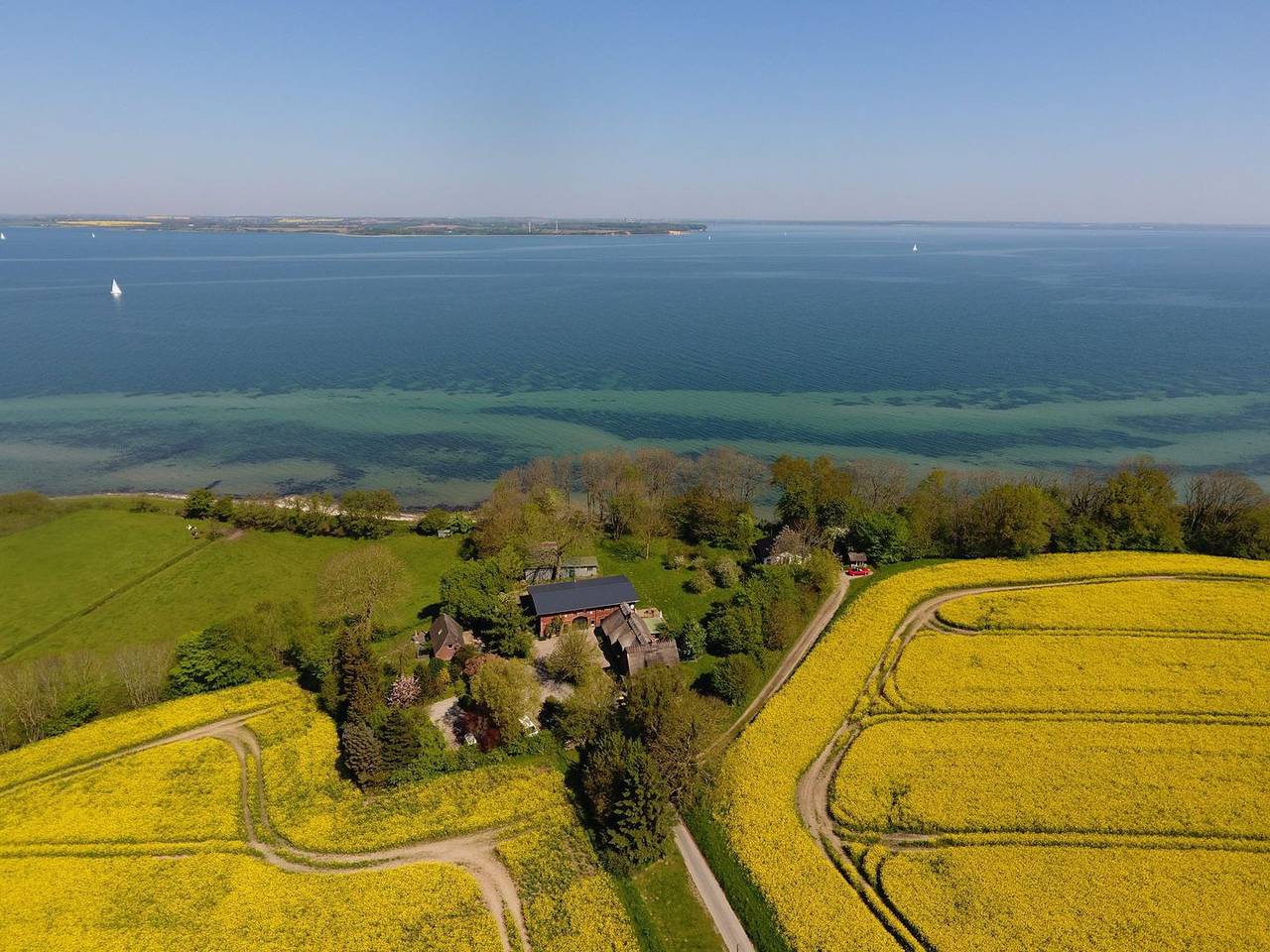Ganze Wohnung, Lieblingsplatz am Meer - Westscheune am Mühlendamm mit Meerblick, Ofen und Sauna in Quern, Steinbergkirche