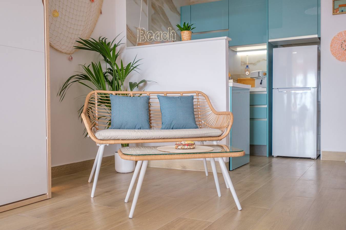 Estudio entero, Apartamento estudio 'Estudio En Peñíscola' con vistas al mar, piscina compartida y Wi-Fi in Peñíscola, Costa del Azahar