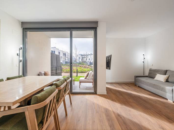 Ferienwohnung für 6 Personen, mit Garten und Balkon sowie Pool - 1