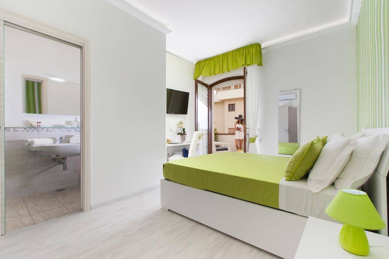 Double Room with Garden View in Piano di Sorrento, Sorrento Coast