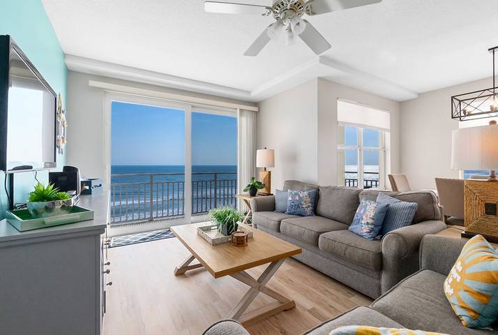 Vacation rental for 10 people, with pool and terrace in Daytona Beach Shores