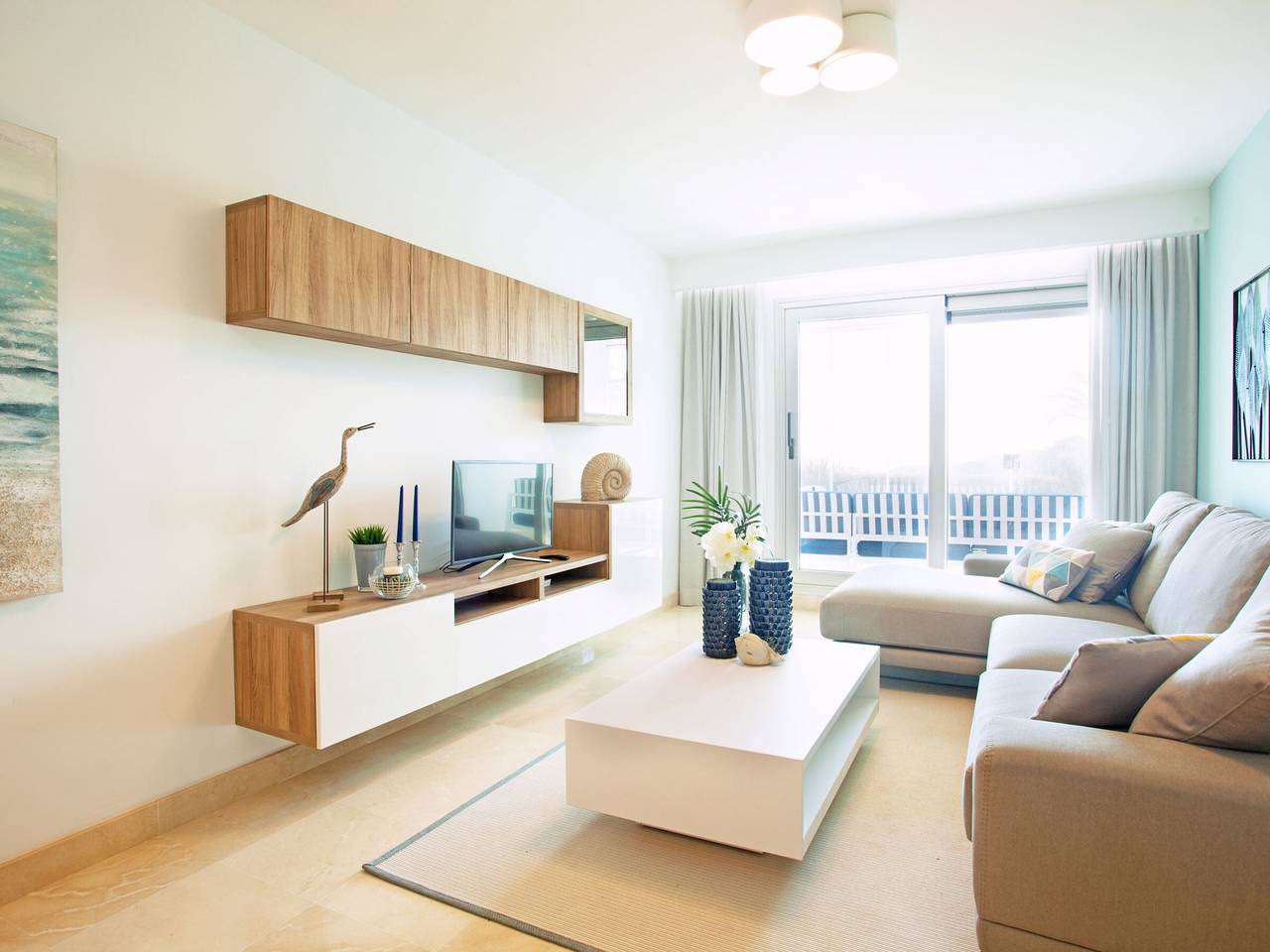 Ganze Wohnung, Moderne Wohnung in Ojén mit Pool und Parkplatz in Urbanizacion Las Jacarandas, Ojén