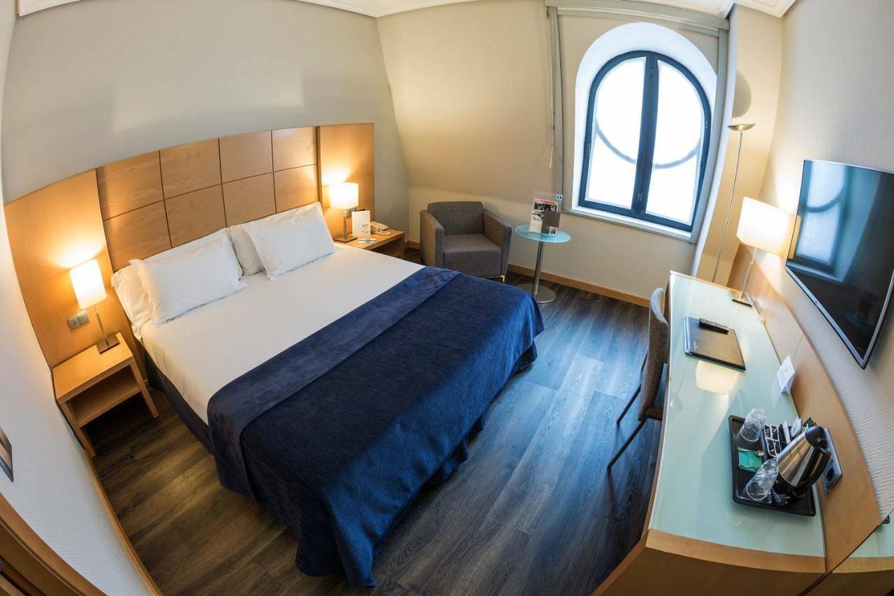 Hotel para 10 personas con jardín in Vitoria-Gasteiz, Cordillera Cantábrica