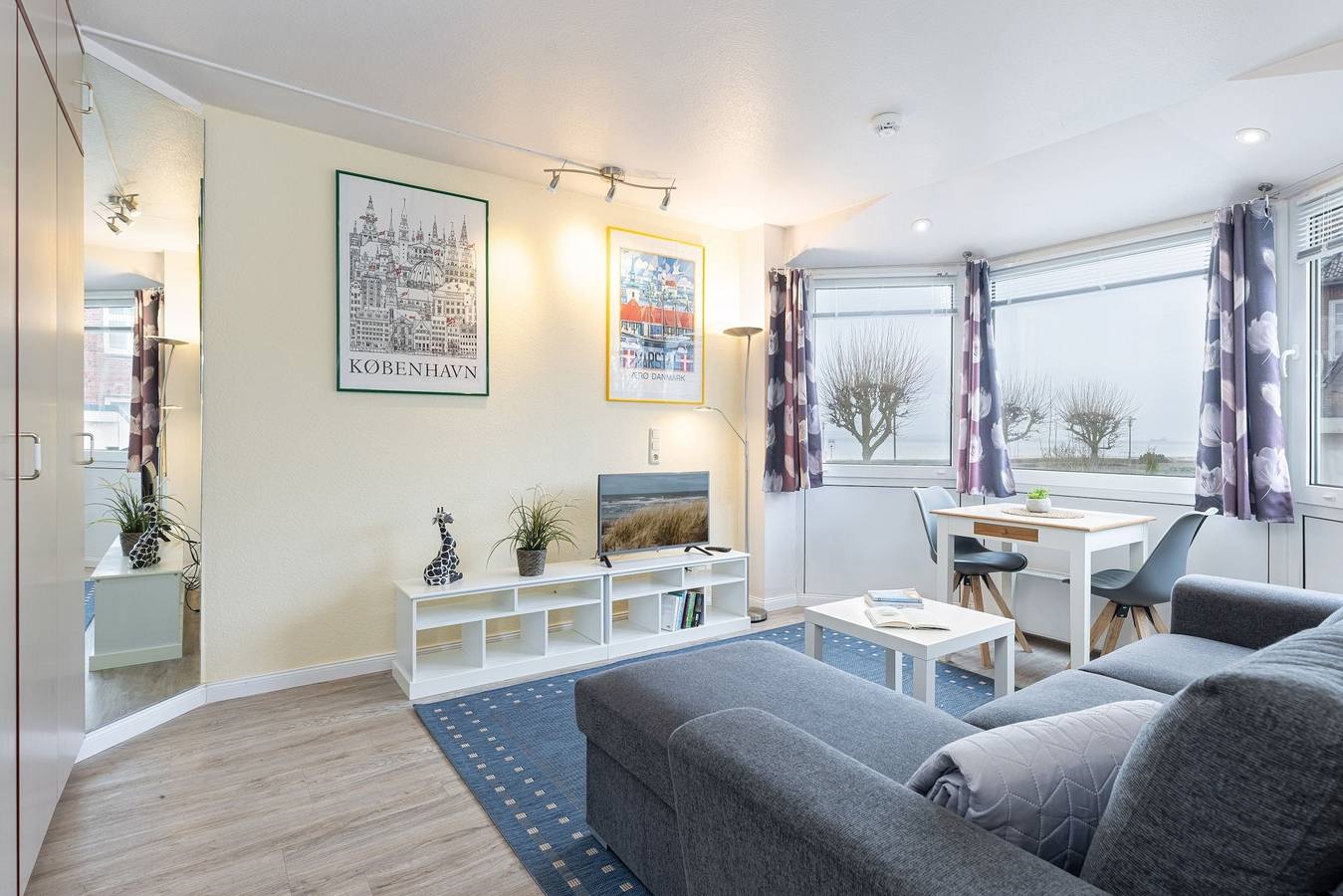 Ganze Ferienwohnung, Haus Panorama Laboe Wohnung 5 in Kieler Förde, Laboe