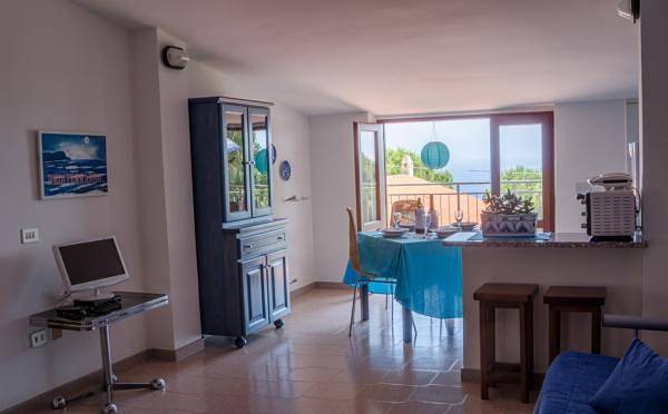 Holiday home for 6 people, with balcony and garden - 1