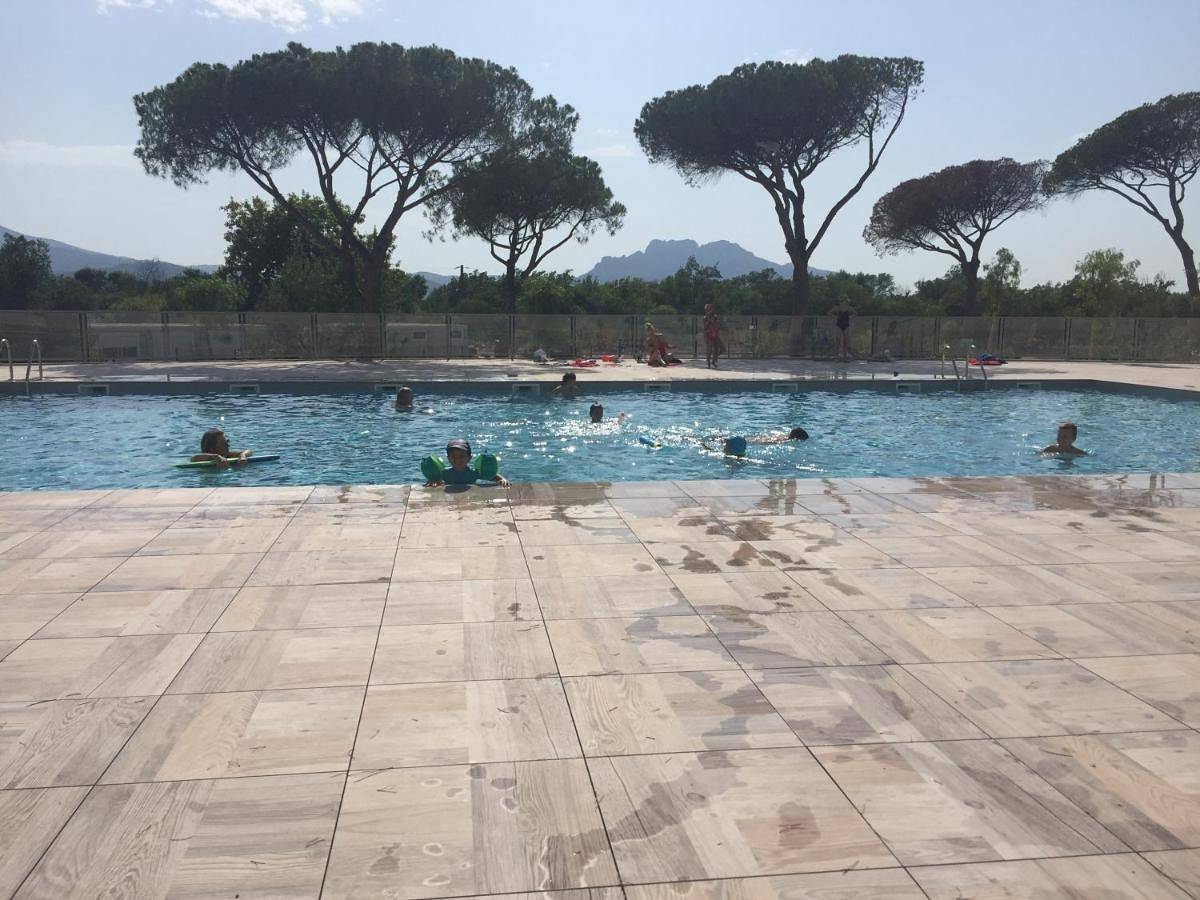 Appartement entier, Appartement neuf moderne avec piscine in Puget-sur-Argens, Côte méditerranéenne (France)