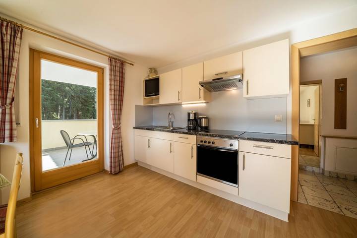 Entire apartment, Vacation Home "Maria Arnika" with Balcony, Garden, Terrace & Sauna in Capanne di Fuori, Moos in Passeier