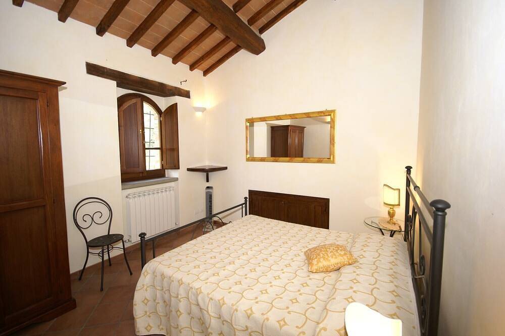 Villa in Umbertide with Pool and Garden in Umbertide, Valtiberina