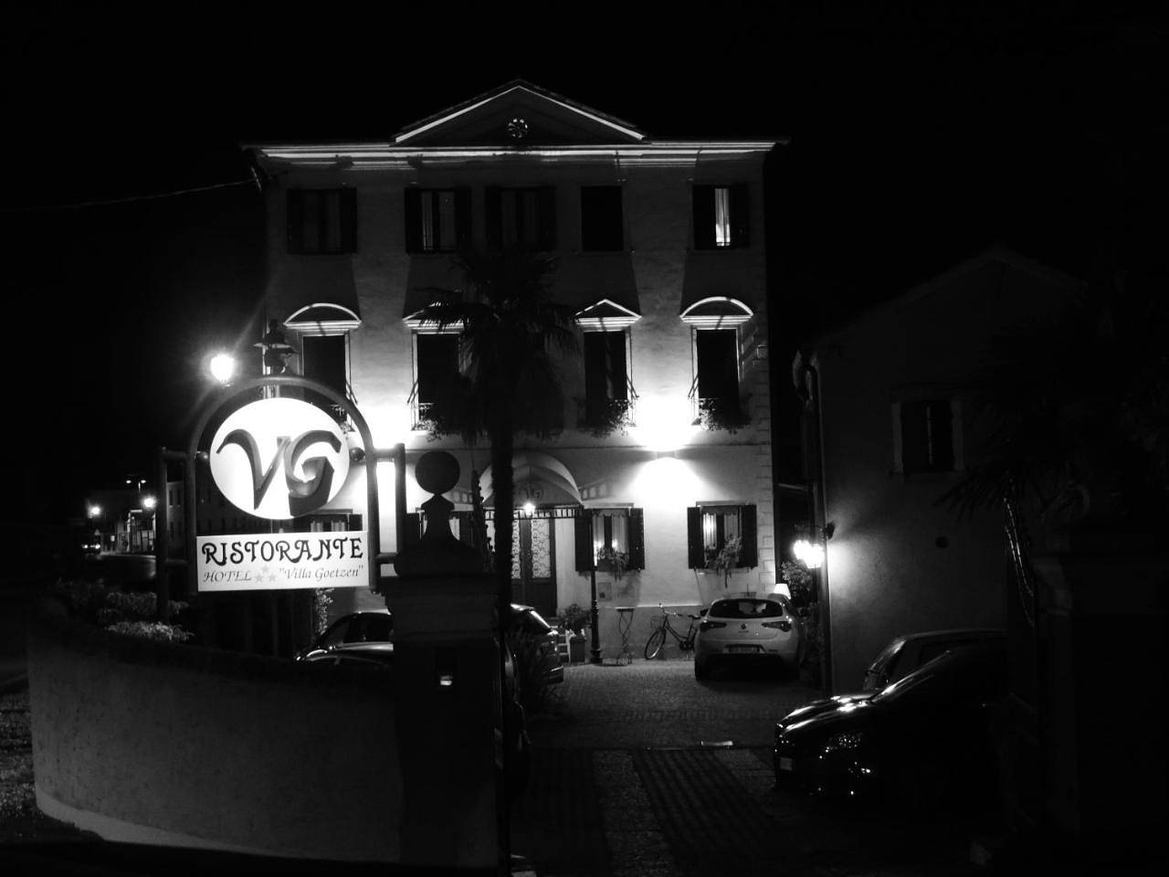 Villa Goetzen in Dolo, Provincia di Venezia