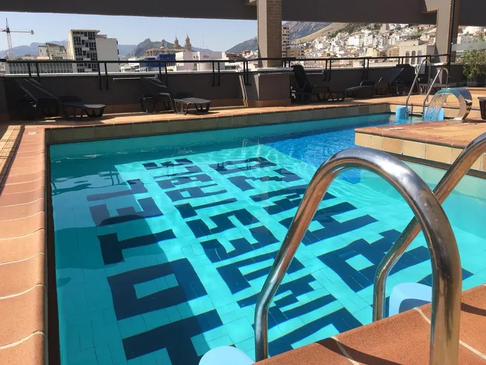 Hotel for 10 people, with pool and terrace, with pets - 1