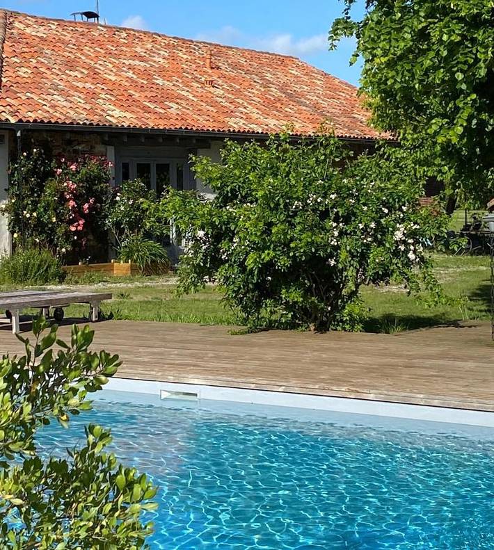 Location de vacances pour 14 personnes, avec piscine ainsi que jardin et vue à Angresse - 4