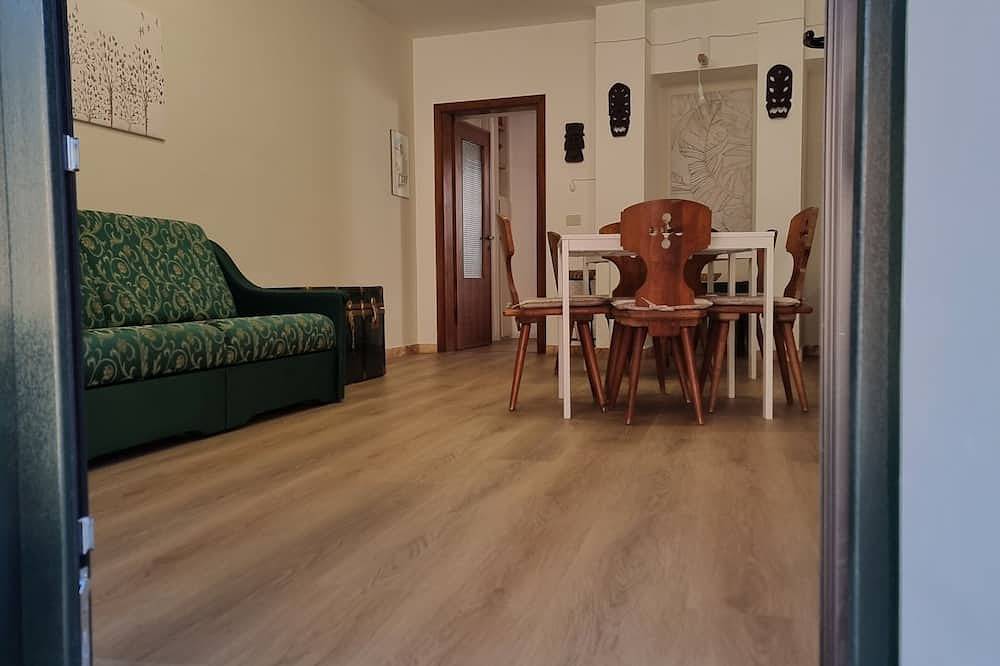 Intera casa nelle vicinanze di Palmanova, con ingresso e giardino privati. in Gonars, Provincia d'Udine