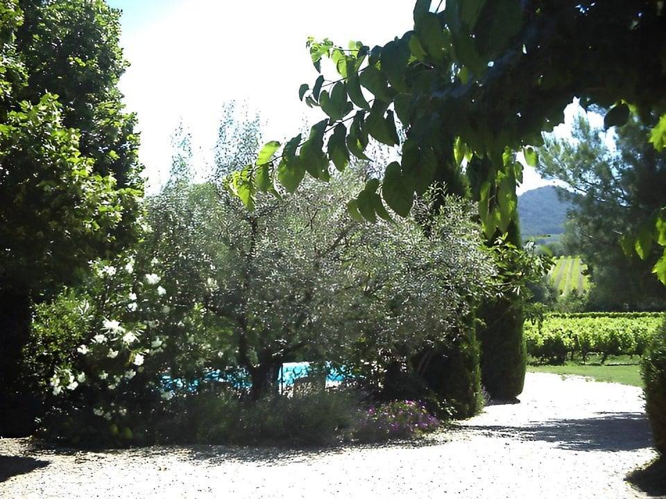 Le Grand Jardin, en Drôme provençale - Chambre du Tilleul in Mérindol-les-Oliviers, Région de nyons
