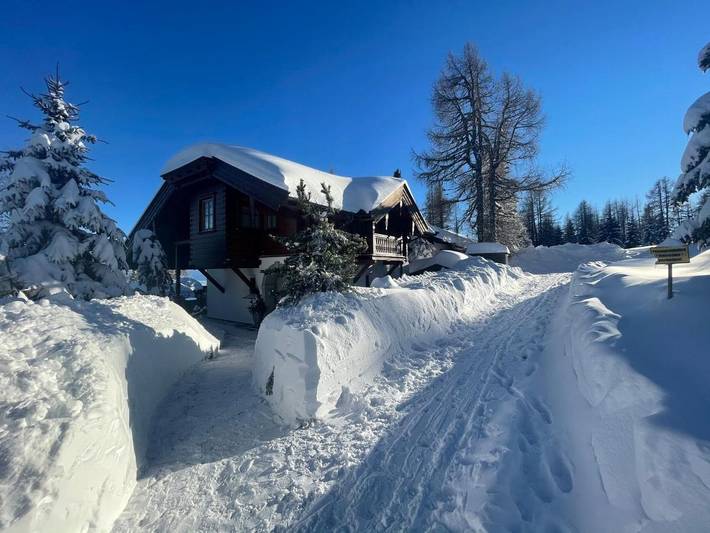 Chalet für 7 Personen, mit Garten und Ausblick sowie Sauna in Gerlitzen