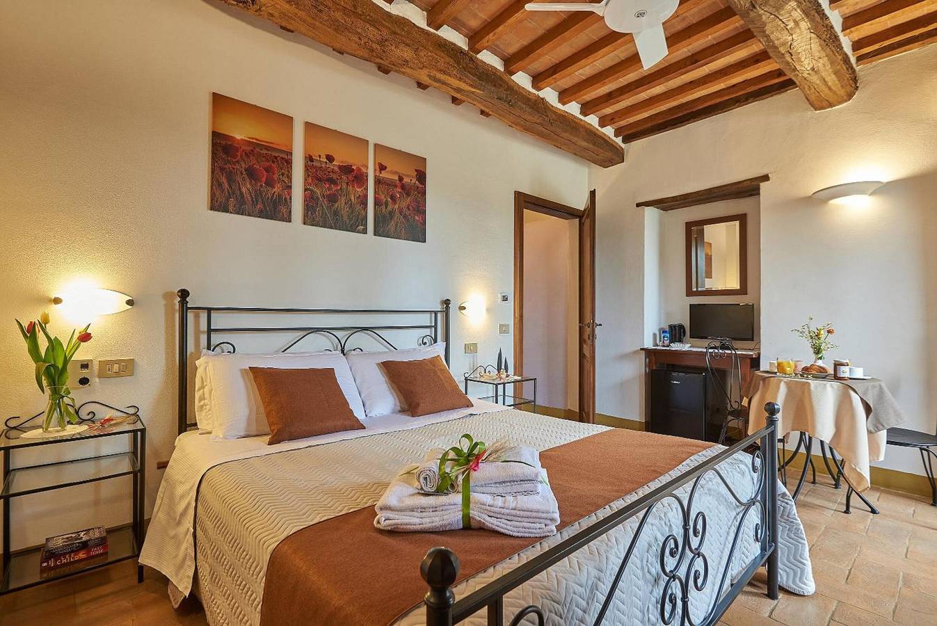 Zimmer 'Agriturismo Bonello Standard' mit Pool, Gemeinschaftsgarten und Wlan in Pienza, Orciatal