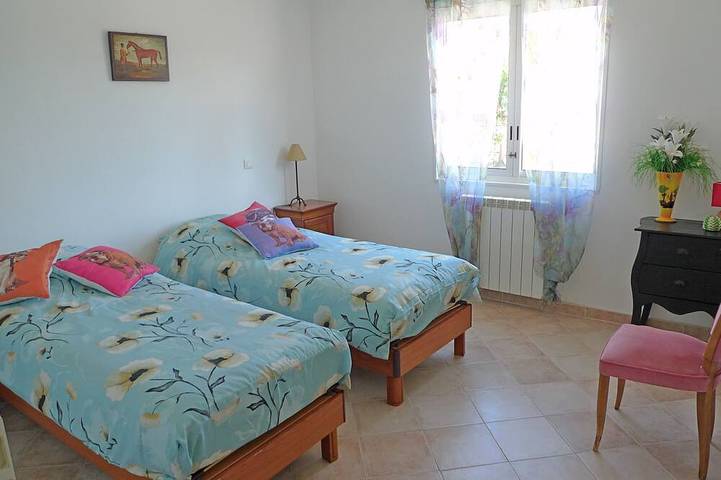 Villa **** 105 m²  3 ch au pied des Cévennes entre Mer 50km et Montagne 5 km in Laroque (Hérault), Région de Lodève