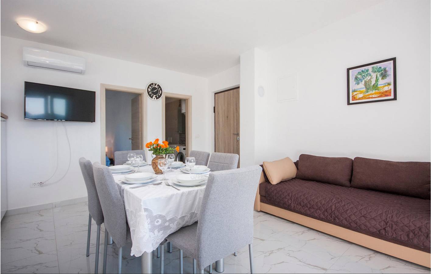 Appartement de vacances entier, Appartement de vacances pour 5 personnes avec terrasse in Razanj, Šibenik-Knin
