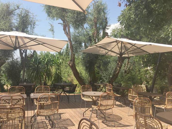 Hôtel pour 2 personnes, avec Terrasse ainsi que Jardin et Vue